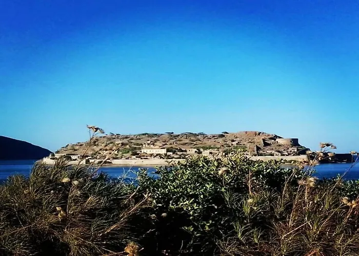 Elounda George Studios